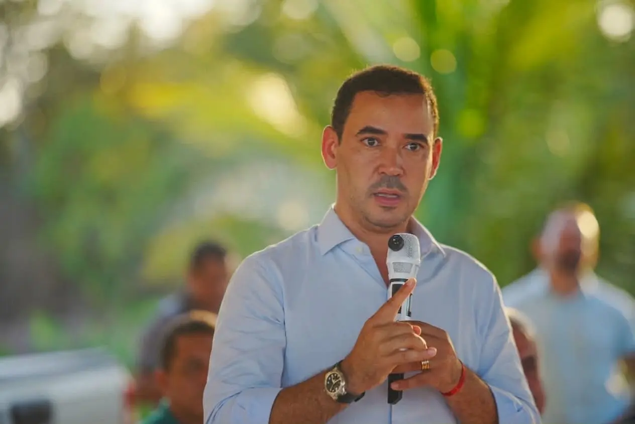 Vicentinho Júnior estuda reduzir secretarias do governo do Tocantins para cortar gastos públicos